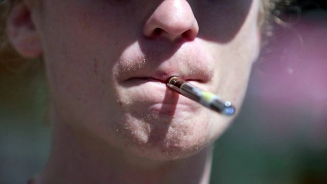 Is it against the law in Wisconsin to vape and drive This is what the law says